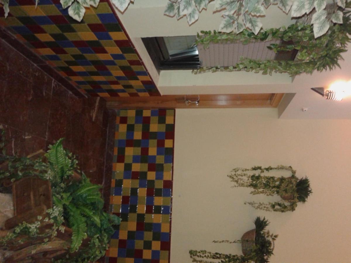 Hotel Aitana Ирун Экстерьер фото