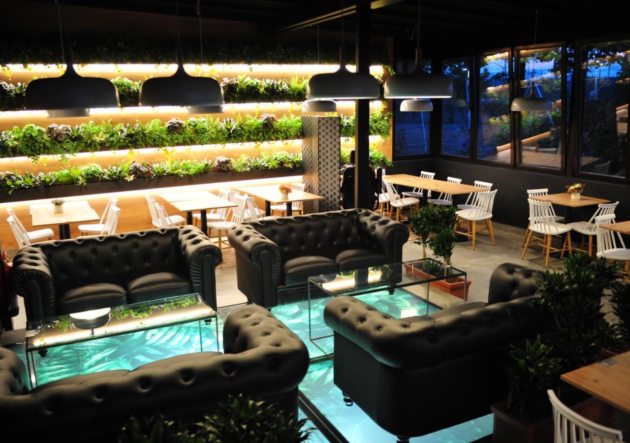 Hotel Aitana Ирун Экстерьер фото